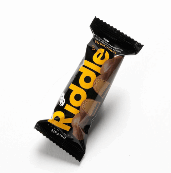 Napolitană cu pastă de arahide și extra cremă de cacao